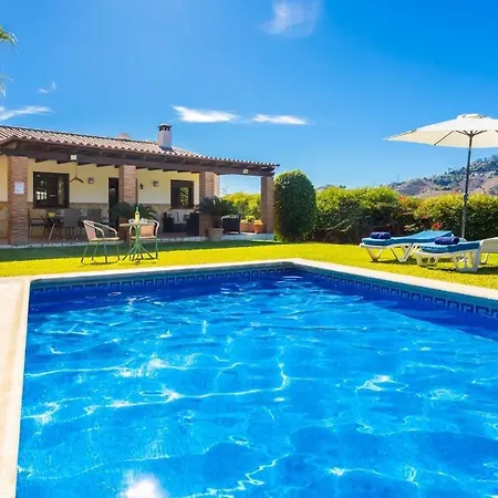 Villa En Nerja, Piscina Y Gran Jardín Nerja