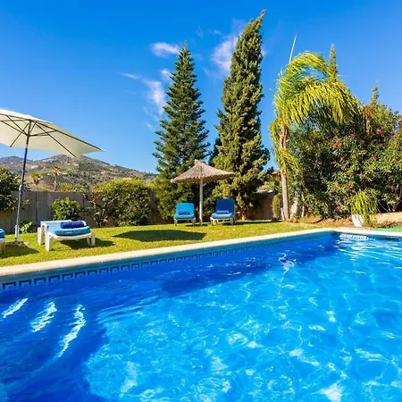Βίλα En Nerja, Piscina Y Gran Jardin